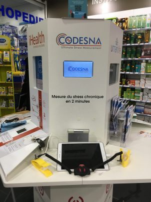 Borne objet connecté Pharmacie Codesna Ihealth Umanlife Borne objet connecté Pharmacie Codesna Ihealth Umanlife